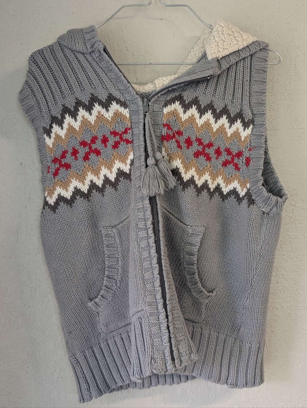 Knit Hooded Vest XL Gray Cream Sherpa Lining Boho Hippie Tassel Festival Retro